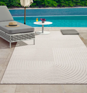 Outdoor rug
