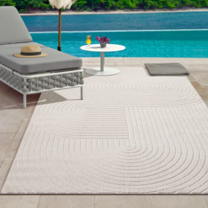 Outdoor rug
